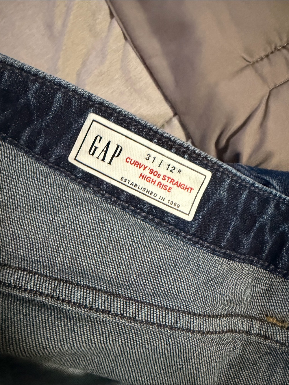 GAP Curvy High Rise '90s Slim Straight Jeans - Picture 4 of 4